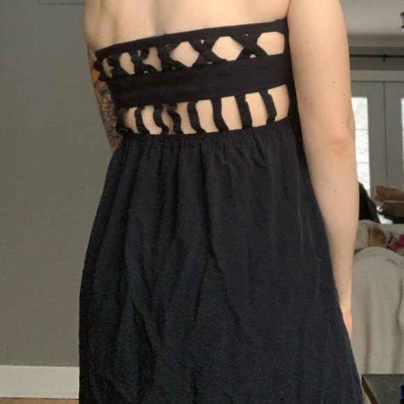 MELISSA & MARLEY- Summer dress with open back !! - Picture 3 of 3